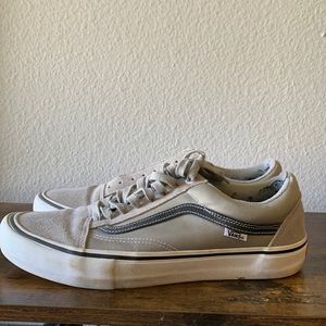 VANS Pro Ultracush Low-Top Sneakers Lace-Up Gray /Men's Size 11.